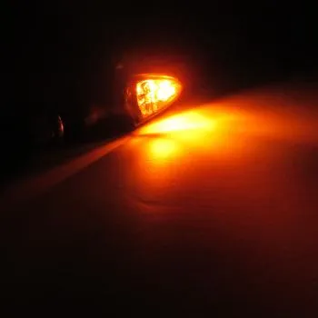 LED Blinker Shield schwarz mit Rücklicht und Bremslicht getönt